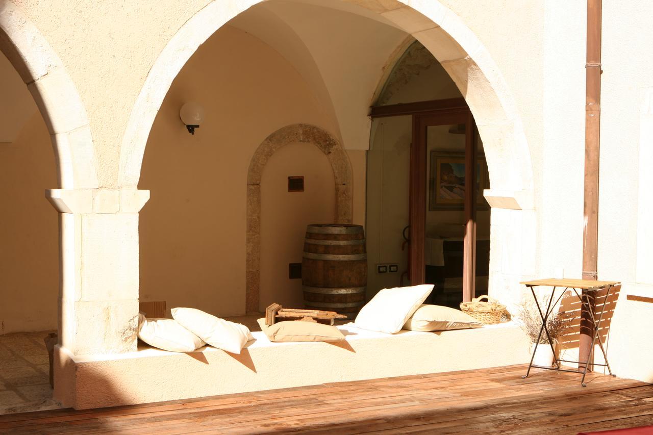 Convento Di San Colombo Hotel Santo Stefano Di Sessanio Ngoại thất bức ảnh